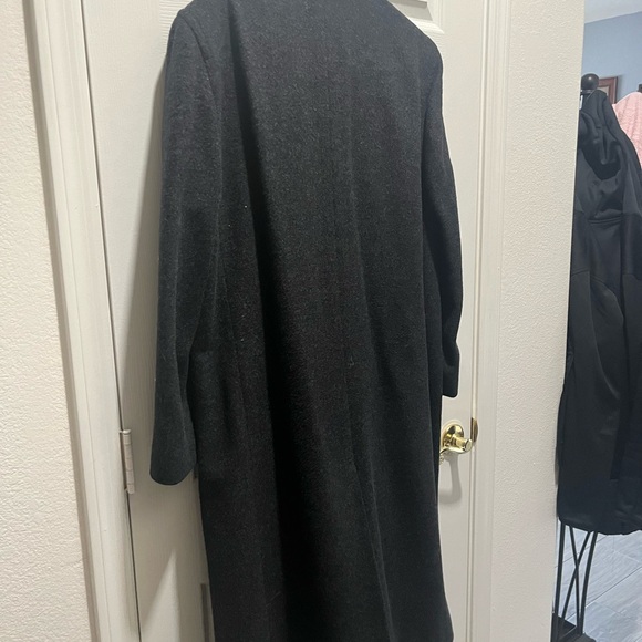Men’s fully lined wool coat. - Picture 4 of 5
